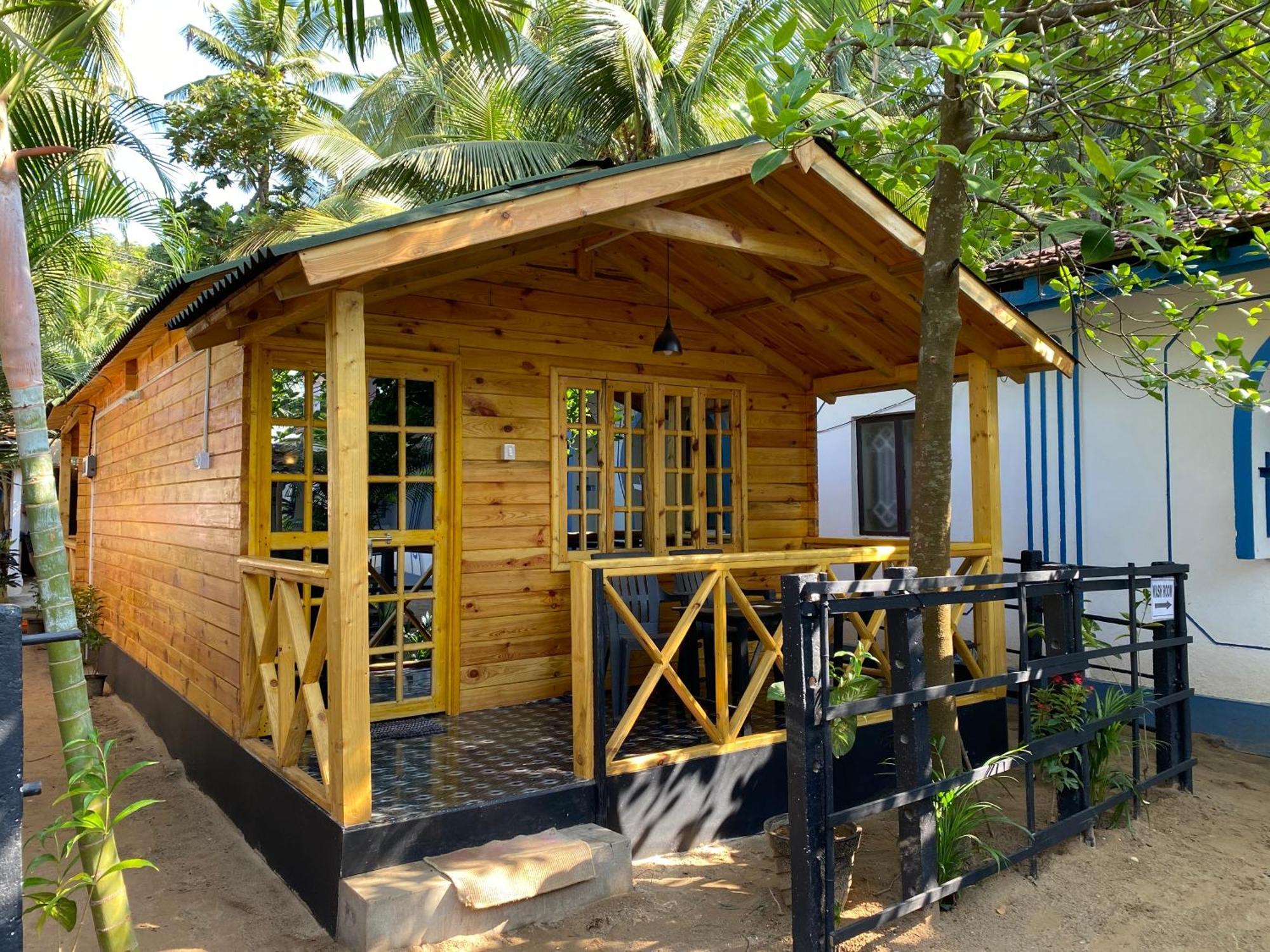 Chill Out Jasmine Restaurant Bar Rooms Palolem Exterior foto